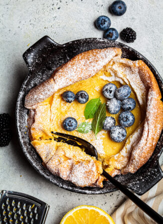 Dutch Baby mit Heidelbeeren Bild