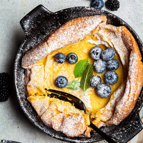 Dutch Baby mit Heidelbeeren Bild