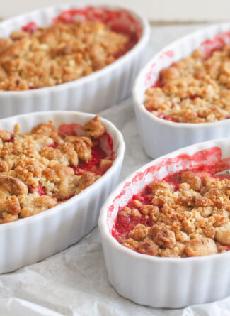 Rhabarber-Crumble Bild