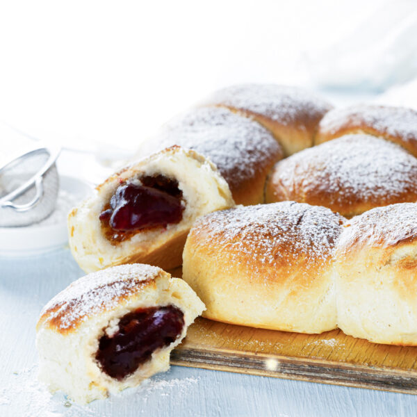 Rohrnudeln mit  Zwetschgenfüllung Bild