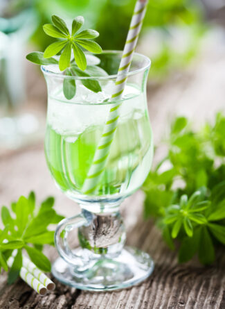 Waldmeisterbowle (alkoholfrei) Bild