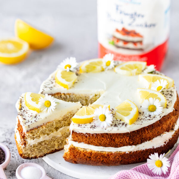 Zitronenkuchen mit Mohn & Frischkäse-Frosting Bild