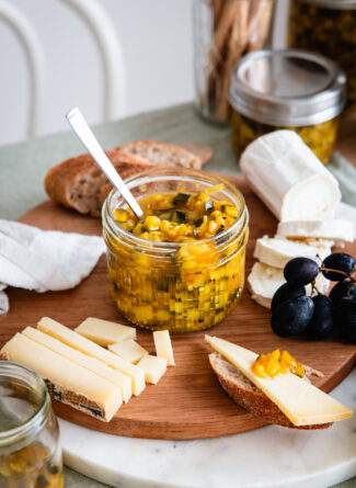 Süßsaures Zucchini Chutney mit Paprika Bild